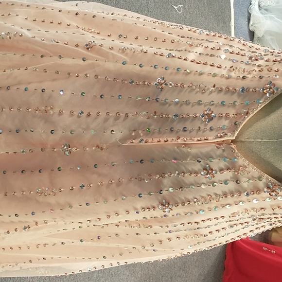 Prom dress - Picture 5 of 9